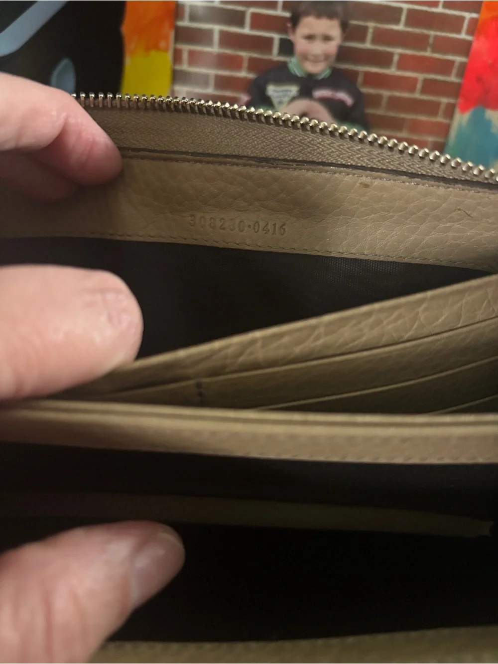 Gucci Soho Leather Zip Around Wallet - Beige with COA - Picture 10 of 13